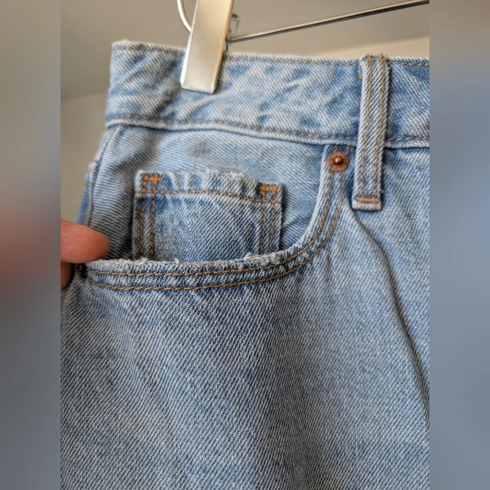 Old Navy Maxi Denim Skirt Light Wash Blue Jean Skirt Distressed Size 10 / Large - Picture 4 of 11